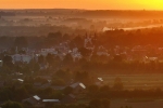 Letni Urzędów o wschodzie  Fot. GrzegorzJ