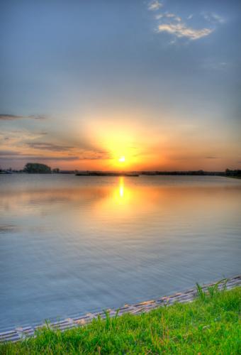 20120521-_dsc0138_39_40_tonemapped.jpg